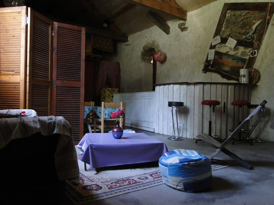 Ferienhaus De Lascours, D'etape Pleine Nature.